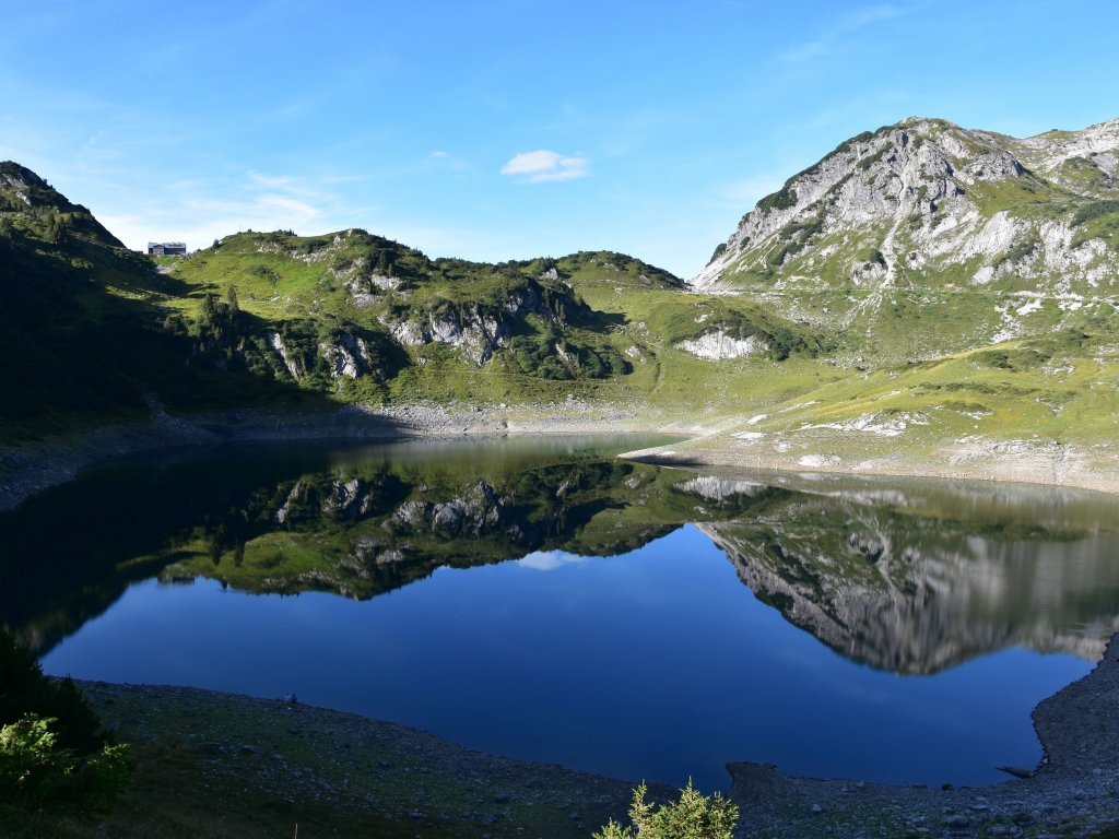 Formarinsee Ausblick im Sommer